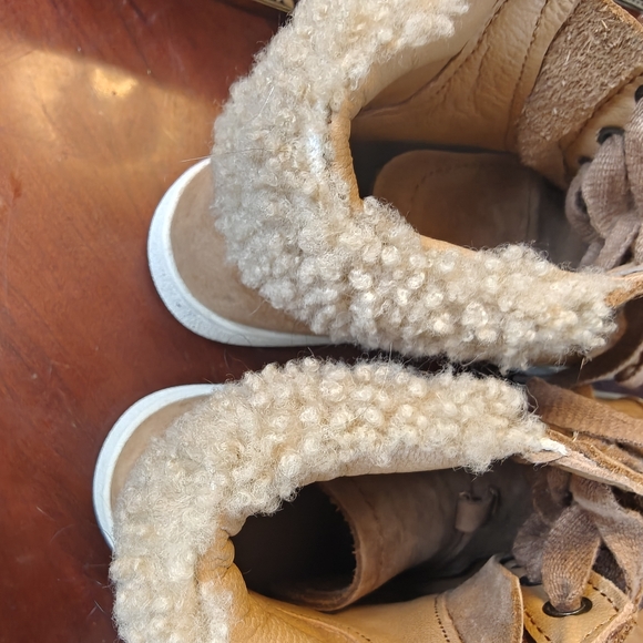 UGG boots nwot - Picture 12 of 14